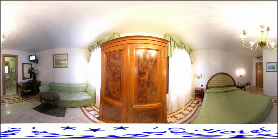 Hotel Carettoni Venice - Triple