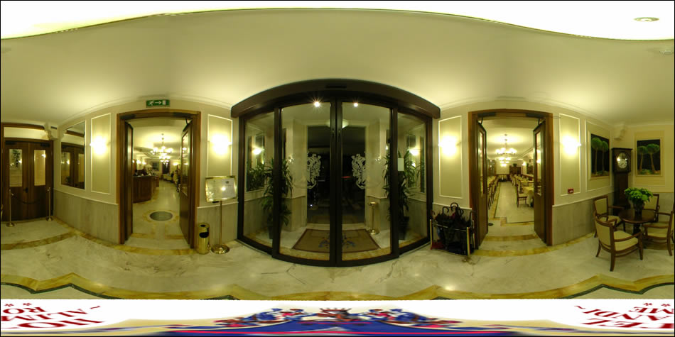 Hotel Almandi Rome - Entrance