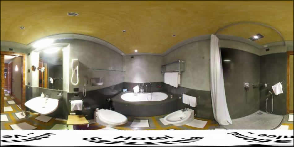 Hotel Satrunia Venice - Bathroom